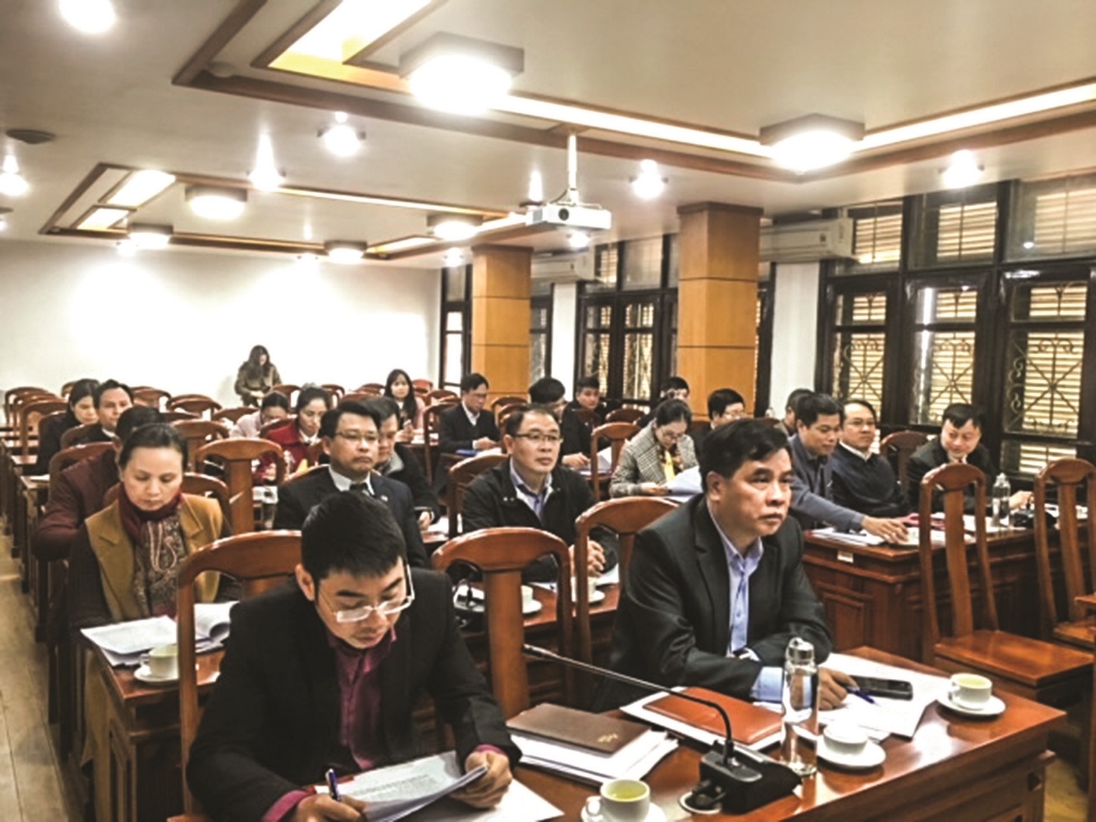 Nâng cao niềm tin của người dân với hoạt động ngân hàng nang cao niem tin cua nguoi dan voi hoat dong ngan hang