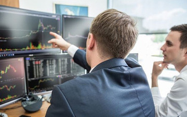 Vì sao khối ngoại thoái vốn ở một số doanh nghiệp?