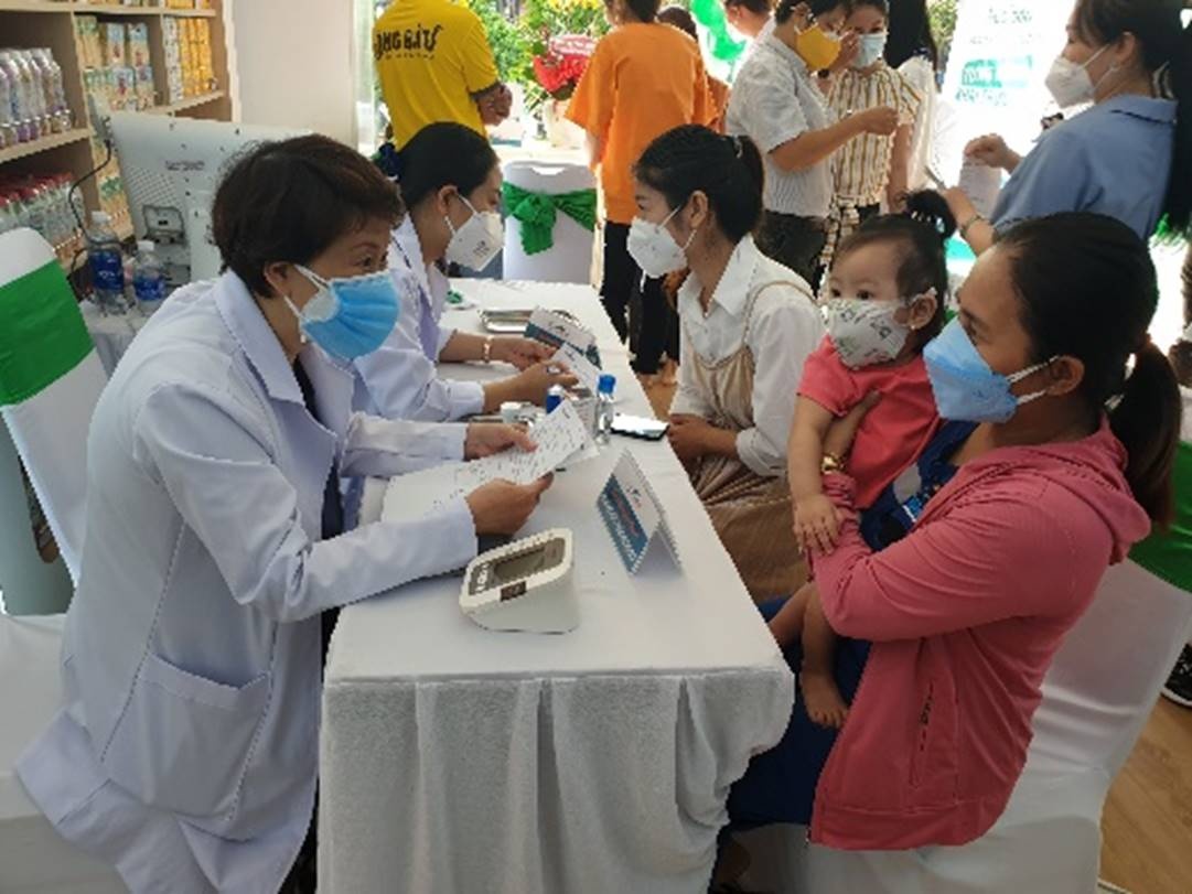 nutifood khai truong chuoi ngoi nha dinh duong