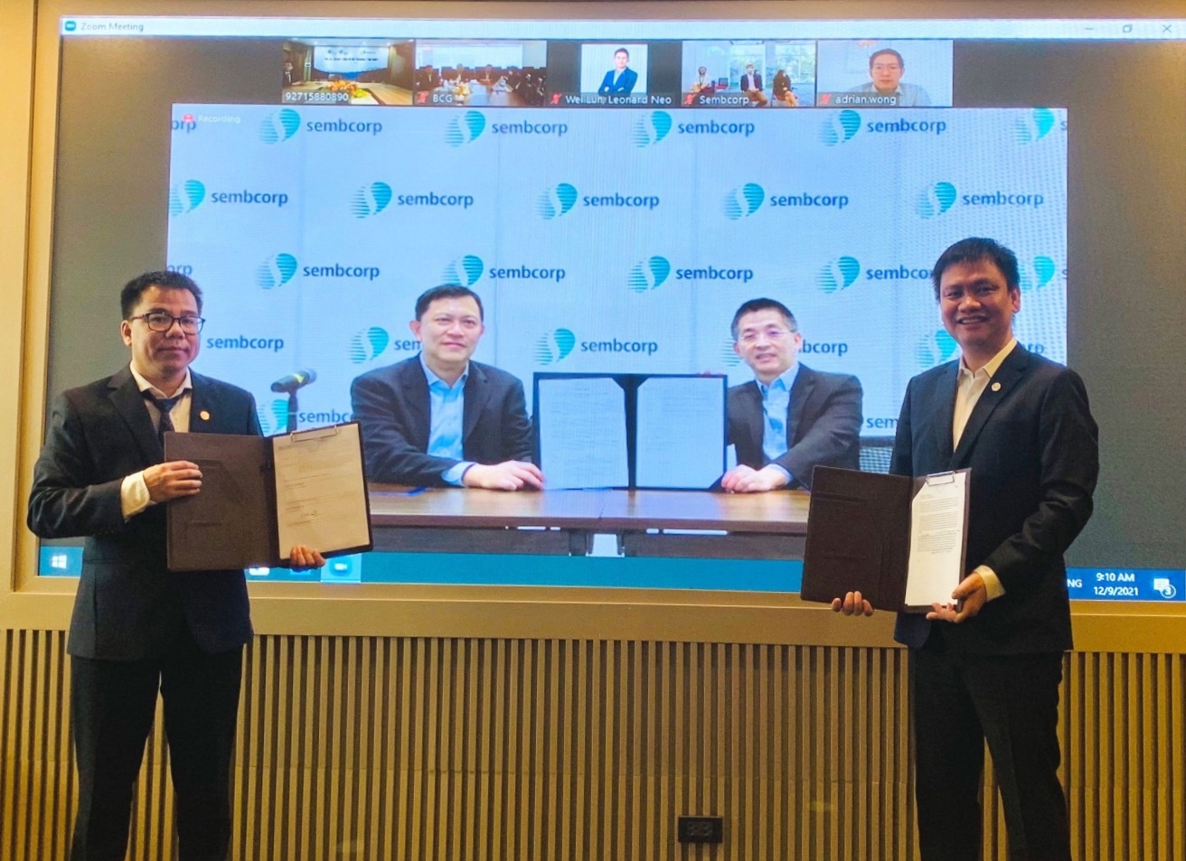 sembcorp ky hop tac cung bcg phat trien cac du an nang luong tai tao