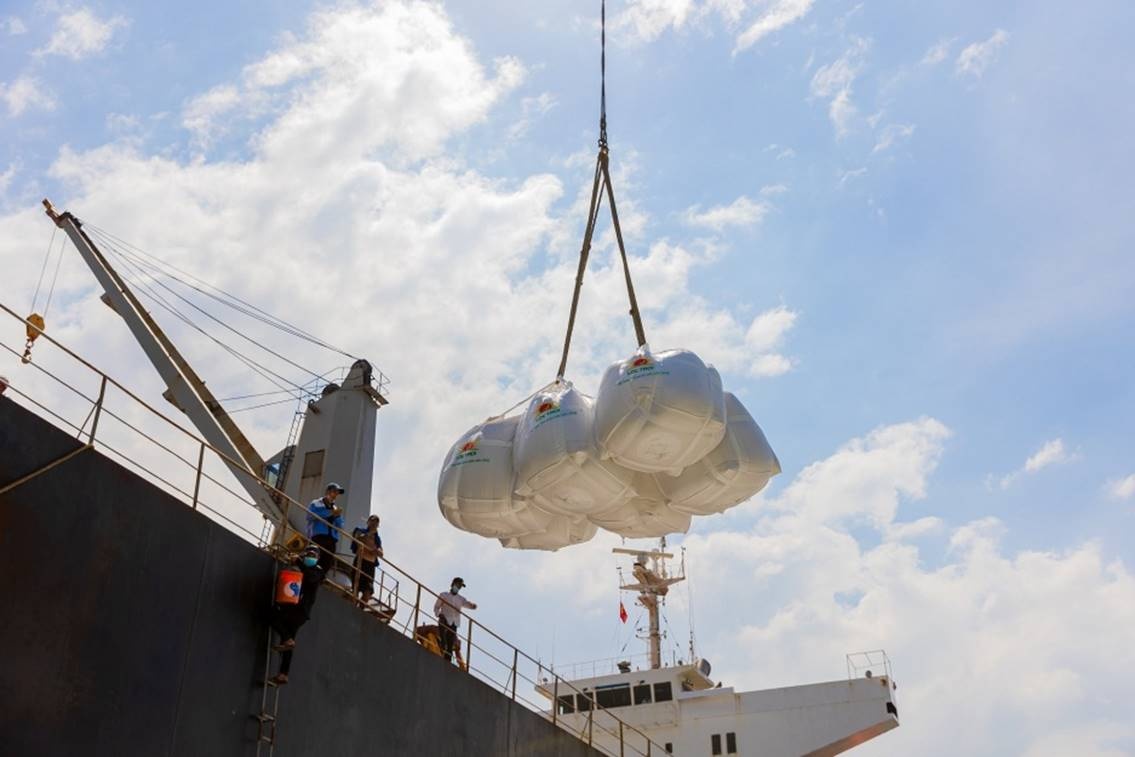 Lộc Trời xuất khẩu đơn hàng cuối năm hơn 4.000 tấn gạo sang thị trường Châu Âu