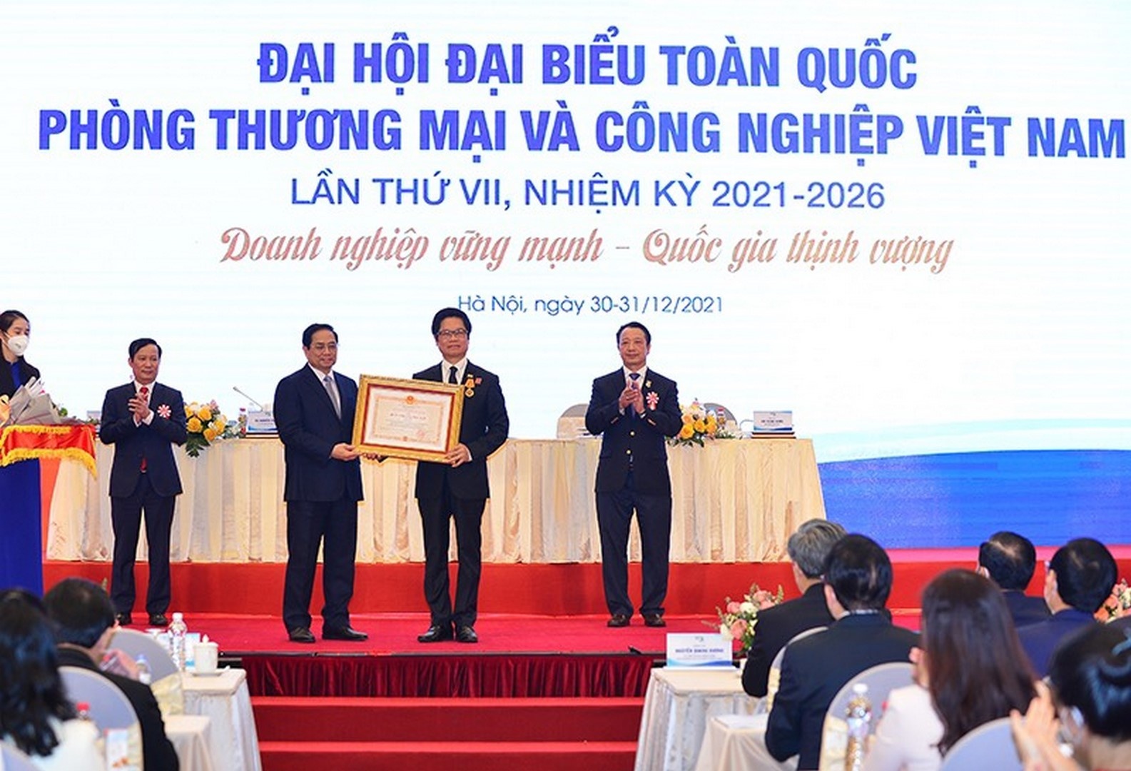 vcci doi ten thanh lien doan thuong mai va cong nghiep viet nam