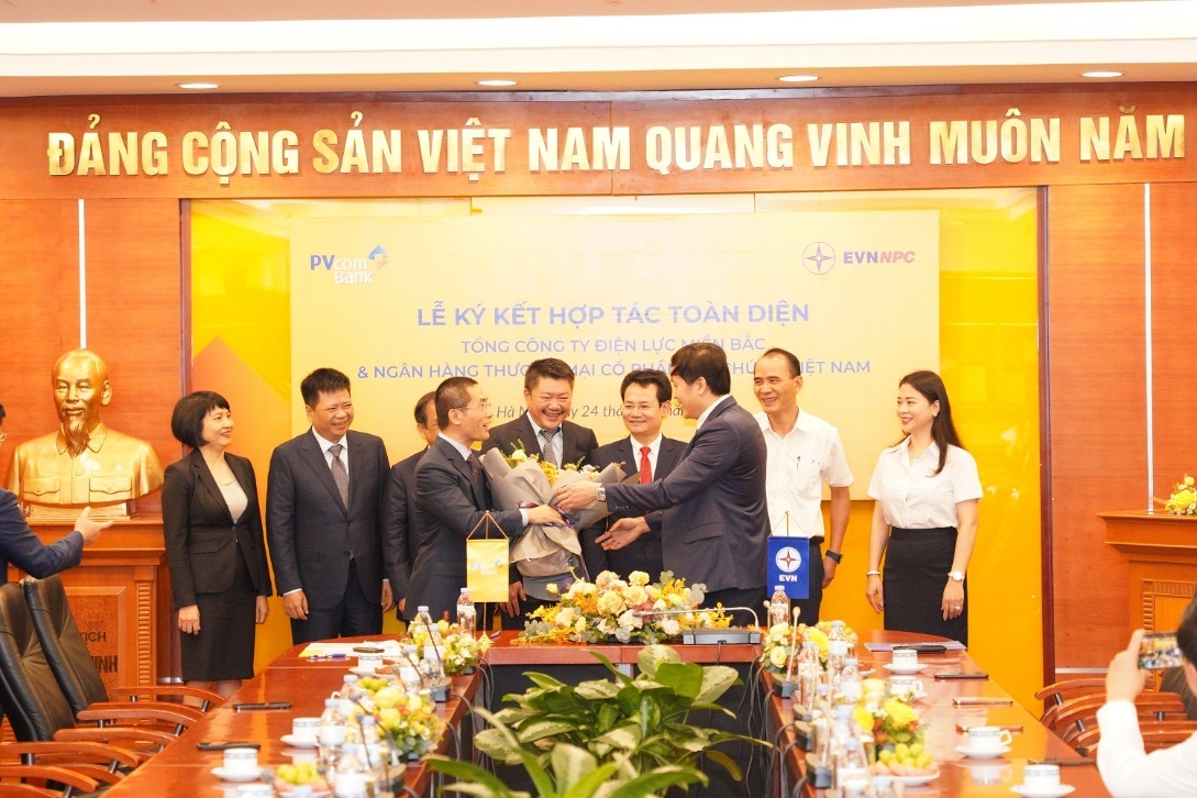 PVcomBank và EVNNPC ký kết hợp tác toàn diện pvcombank va evnnpc ky ket hop tac toan dien