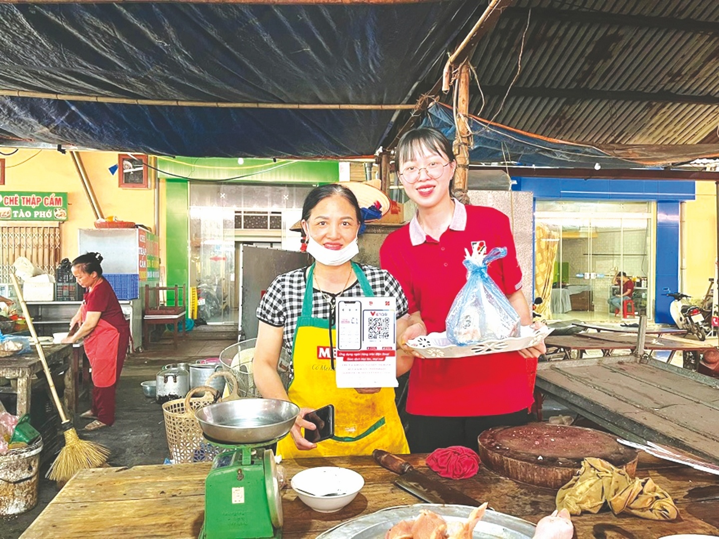 no luc thuc day thanh toan khong dung tien mat