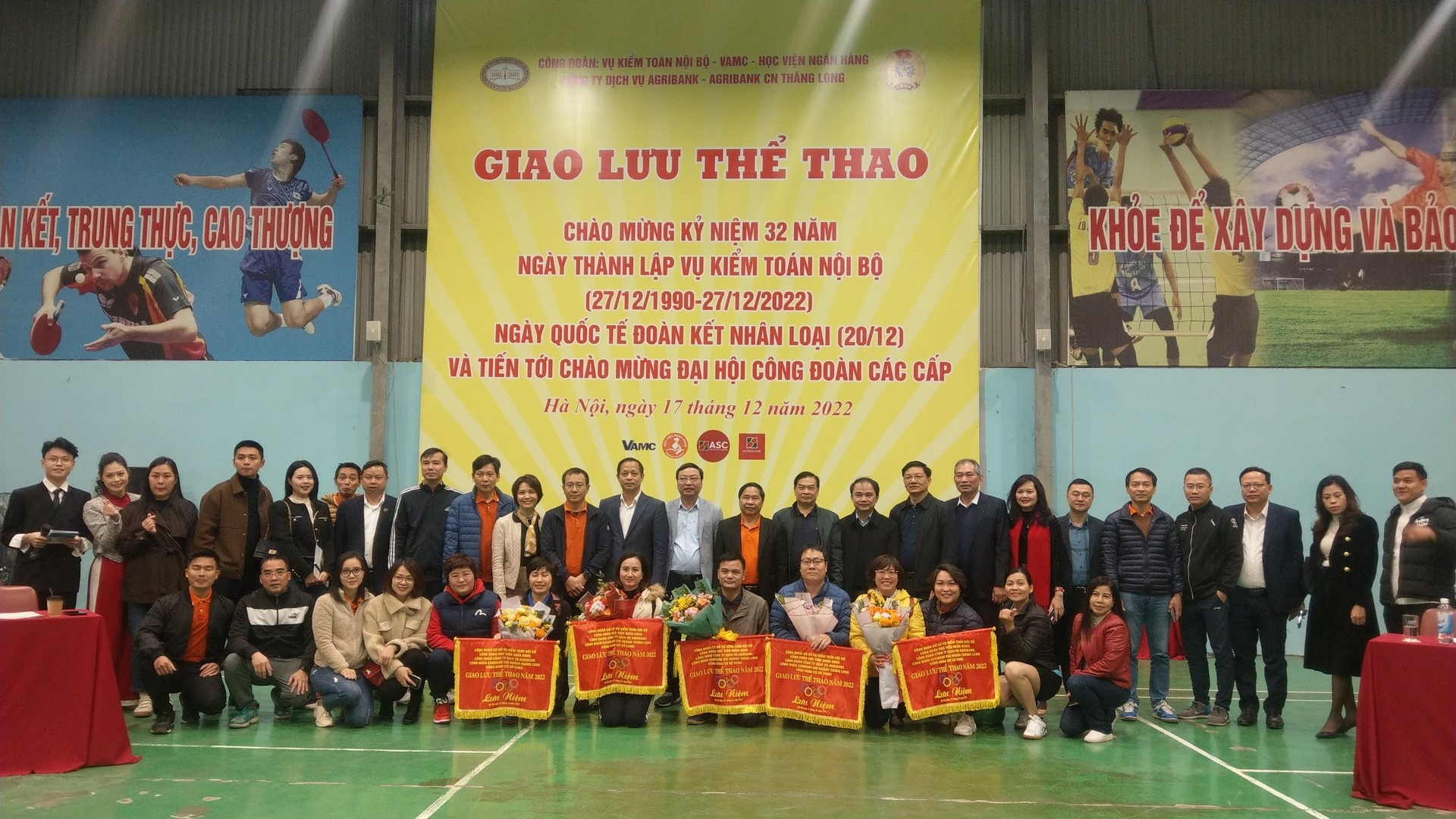 giao luu the thao cac don vi ngan hang nha nuoc