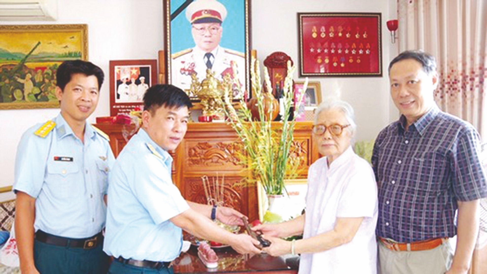 Vị tướng của tháng 12 lịch sử vi tuong cua thang 12 lich su