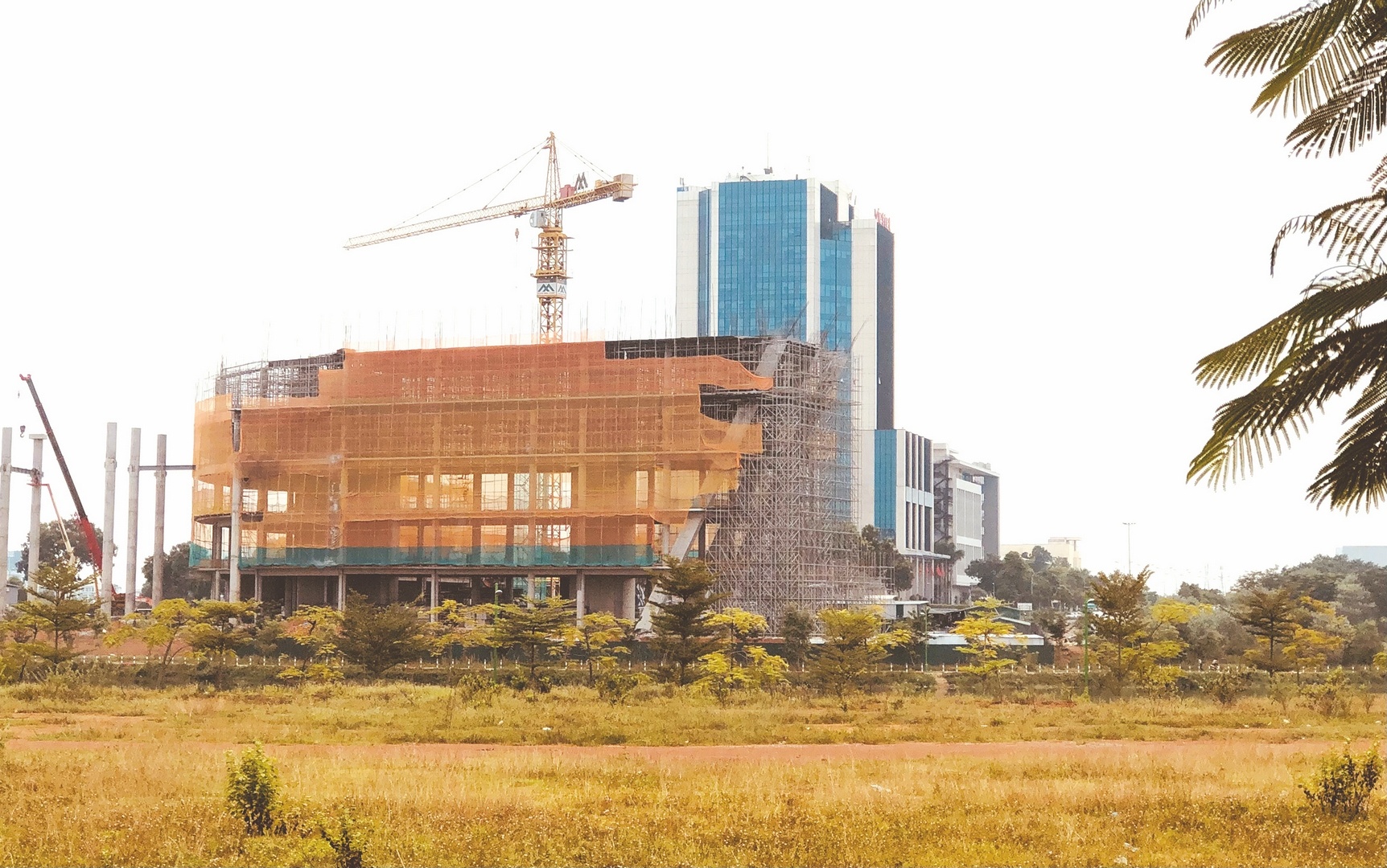 ha noi no luc giai quyet nguon cung nha o