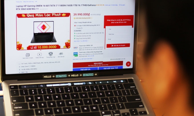 laptop dong loat giam gia