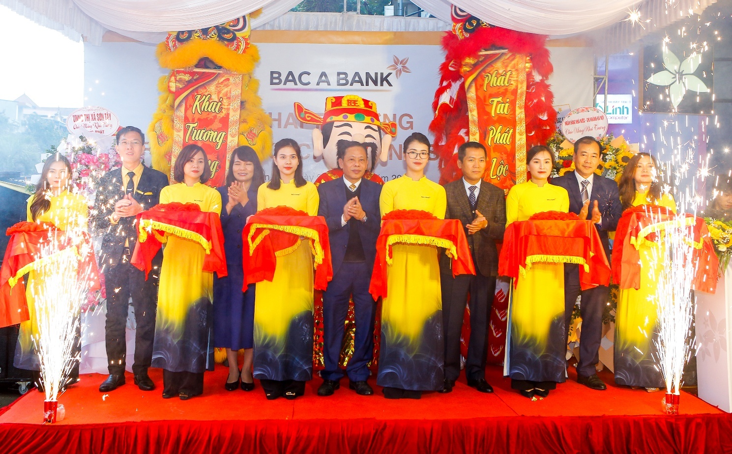 bac a bank mo rong mang luoi tai cua ngo phia tay thu do ha noi