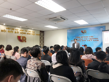 bat dong san vao the luong nan va nghich ly voi thi truong 2020