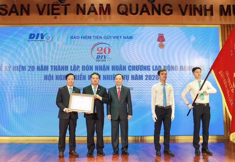 bao hiem tien gui viet nam gop phan duy tri su on dinh phat trien an toan lanh manh cua he thong cac tctd