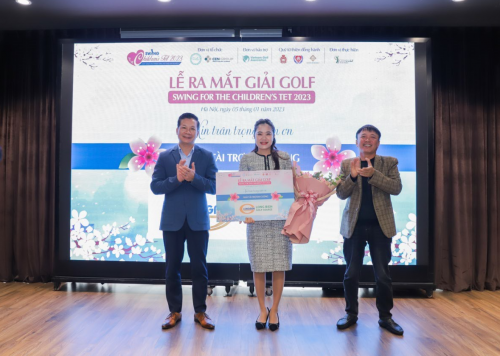 Swing for the Children's Tet 2023: Tiếp nối sứ mệnh cầu nối yêu thương swing for the childrens tet 2023 tiep noi su menh cau noi yeu thuong