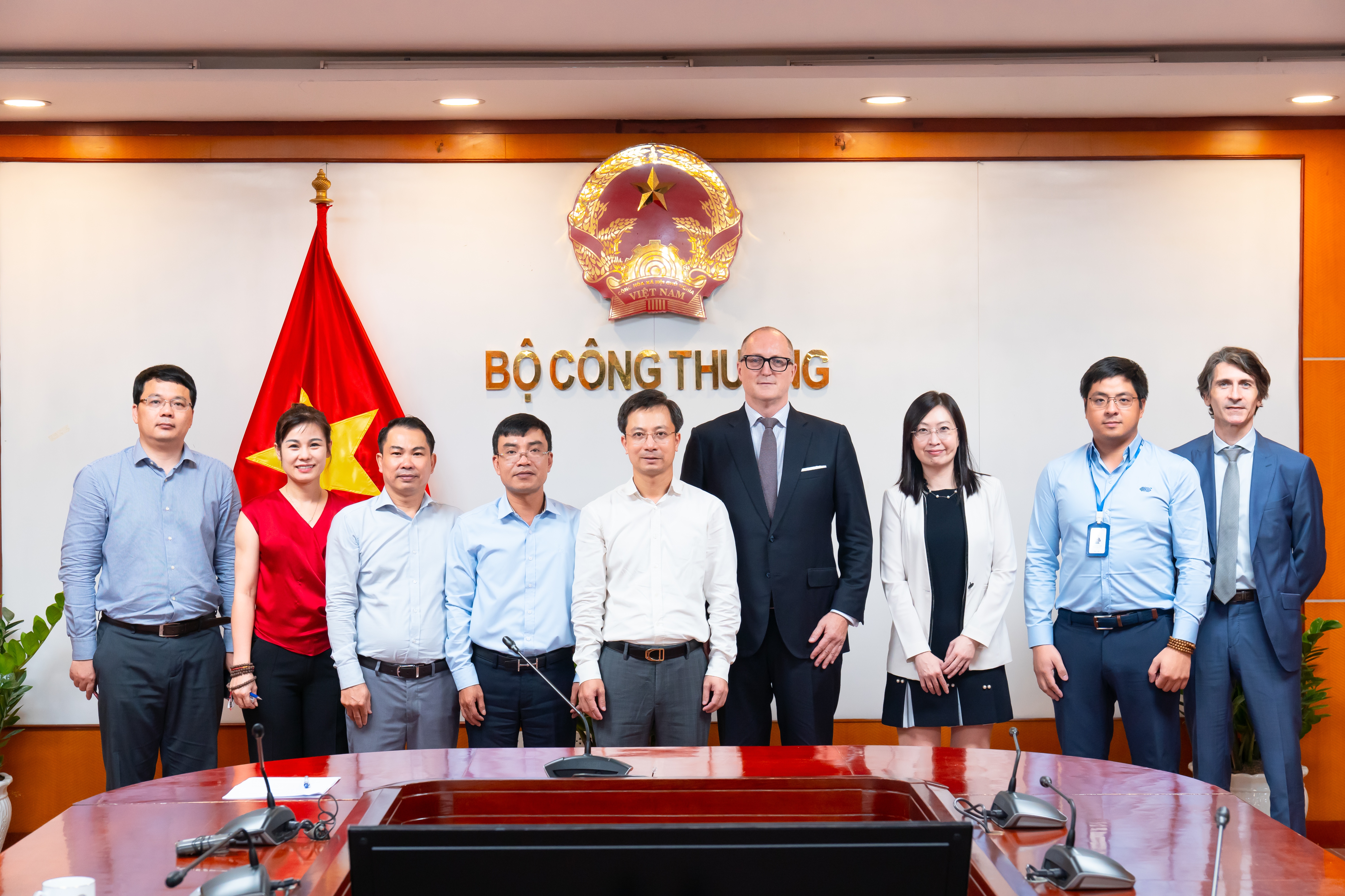 Giao dịch hàng hóa đột phá thành công trong năm 2022 giao dich hang hoa dot pha thanh cong trong nam 2022