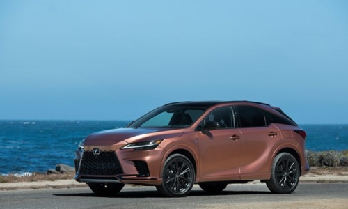 nhung mau xe moi hua hen lam nong thi truong oto viet nam quy mao