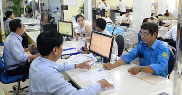 Tỷ lệ công chức xếp ngạch chuyên viên chính tại các bộ không được quá 50%