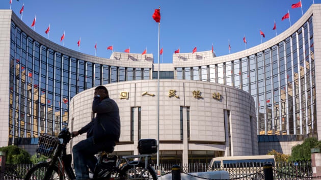 trung quoc cat giam lai suat cho vay chuan giua luc dich do virus corona bung phat