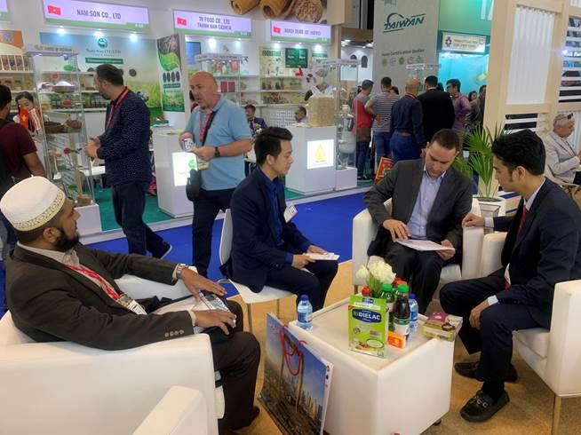 Vinamilk chốt hợp đồng 20 triệu USD ngay tại Hội chợ quốc tế Gulfood Dubai 2020 vinamilk chot hop dong 20 trieu usd ngay tai hoi cho quoc te gulfood dubai 2020