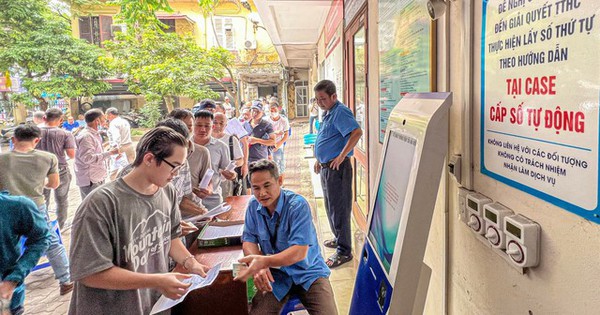 Bàn giao sát hạch, cấp giấy phép lái xe về Bộ Công an trước 19/2