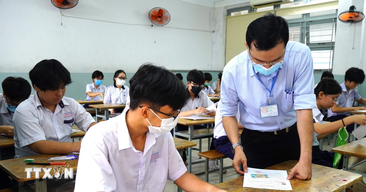 Phương án tuyển sinh lớp 10 của gần 50 tỉnh, thành đã công bố môn thi thứ 3