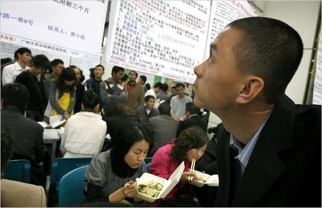 5 triệu người Trung Quốc mất việc trong hai tháng đầu năm 5 trieu nguoi trung quoc mat viec trong hai thang dau nam