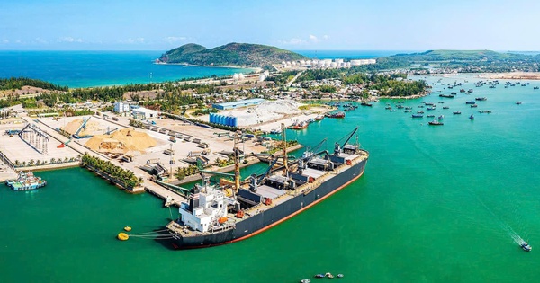 Phát triển thêm các bến cảng khu vực biển Quảng Ngãi