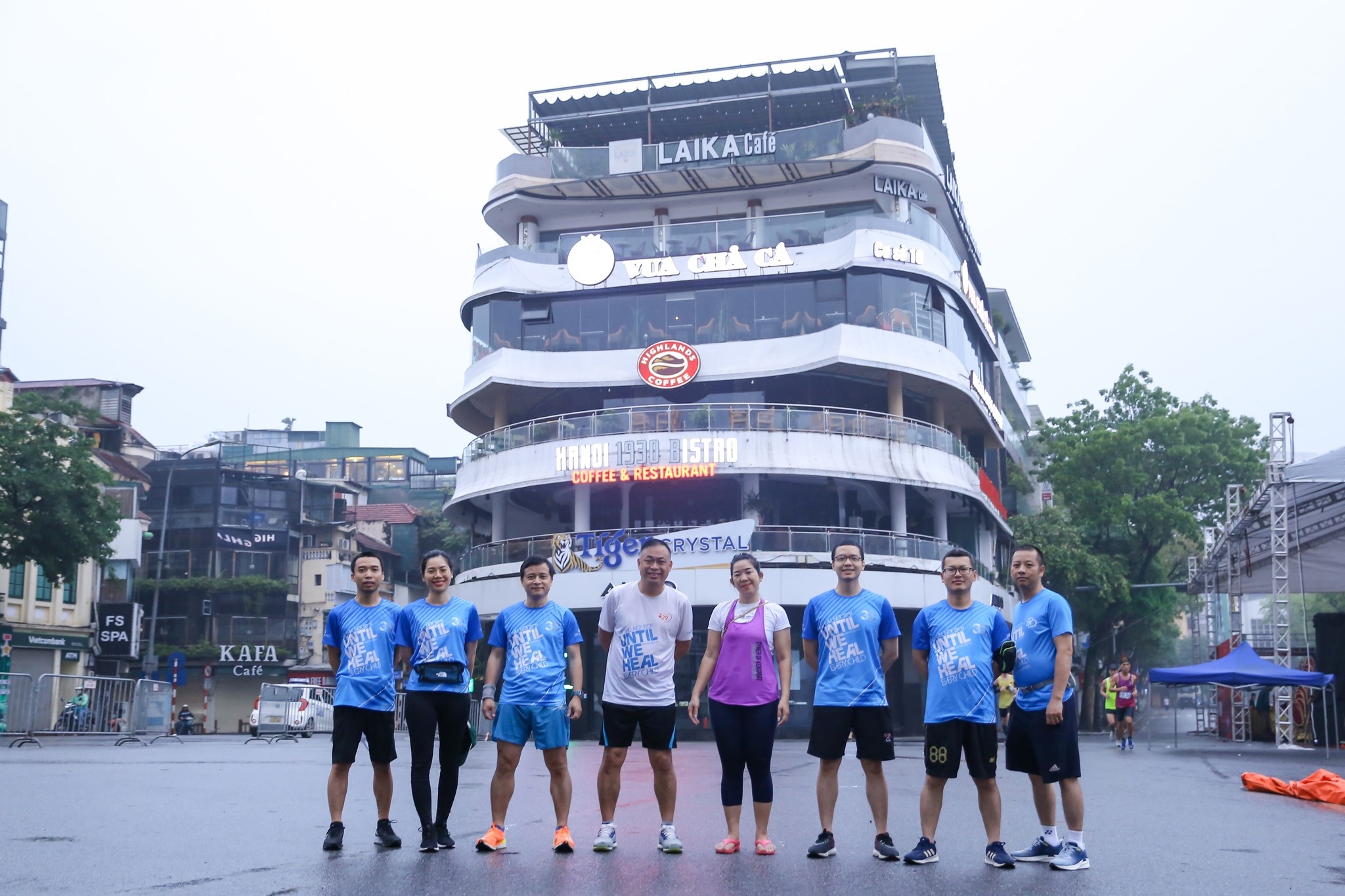 cmc cung cong dong chay bo gay quy cho quy phau thuat nu cuoi