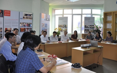 Đoàn công tác NHNN thăm và khảo sát hoạt động TYM