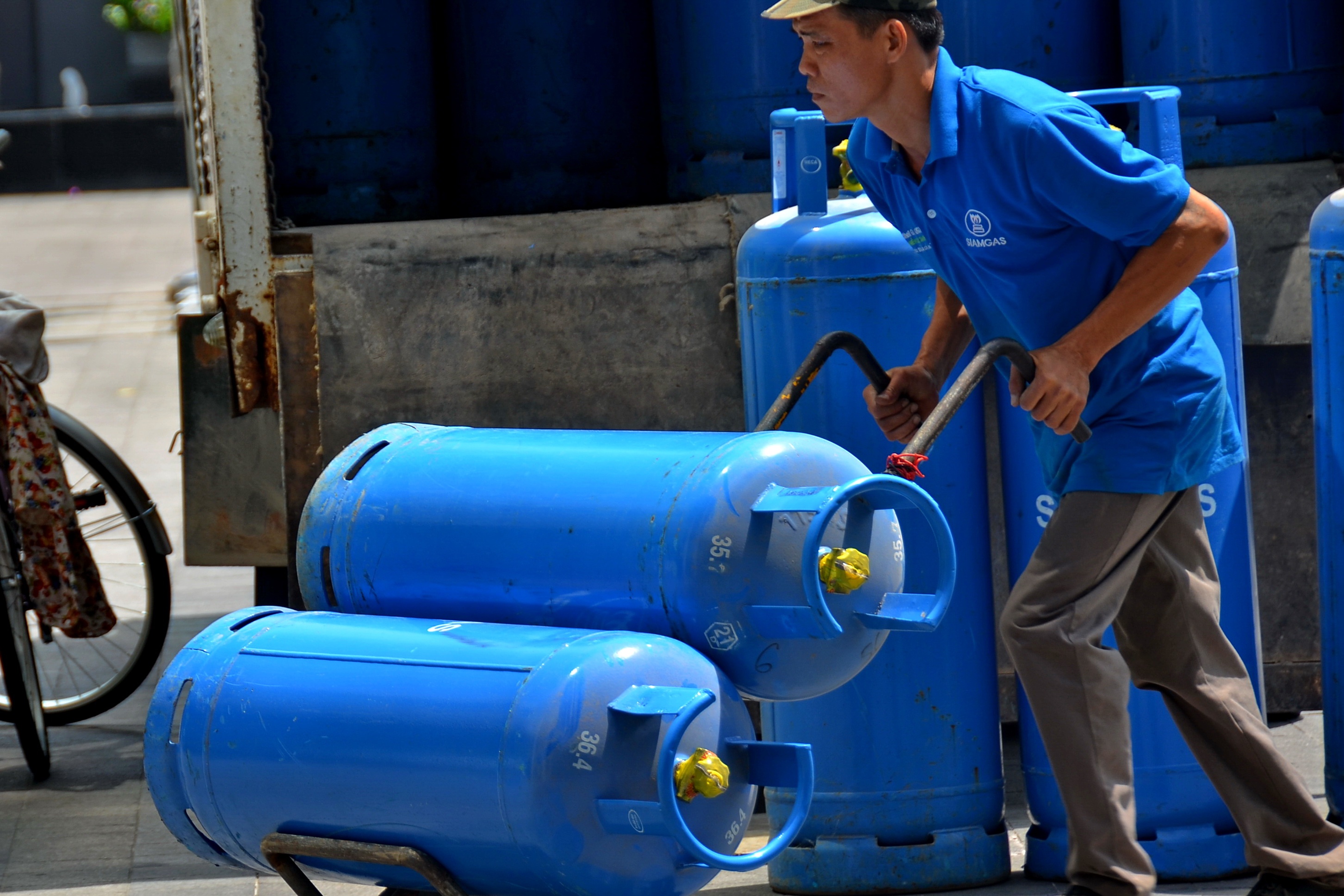 Giá gas tăng mạnh 34.000 đồng/bình 12 kg gia gas tang manh 34000 dongbinh 12 kg