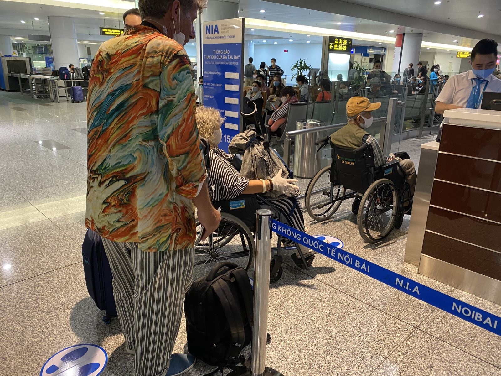 240 cong dan viet nam hoi huong tu phap