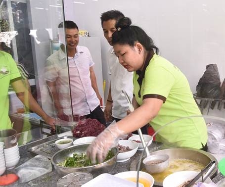 Bát phở của mẹ