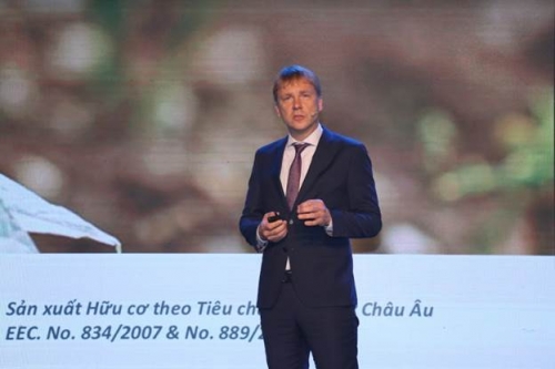 Vinamilk ra mắt sữa công thức trẻ em chuẩn Organic châu Âu