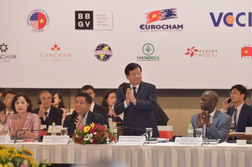 Phó Thủ tướng Trịnh Đình Dũng nêu 7 giải pháp để phát triển nhanh và bền vững