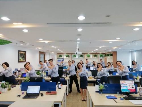 Happy Banker - Happy MBer: Mỗi ngày đi làm là mỗi ngày vui