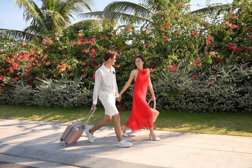 co gi trong hai khu villa bien biet lap noi tieng cua flc hotels resorts