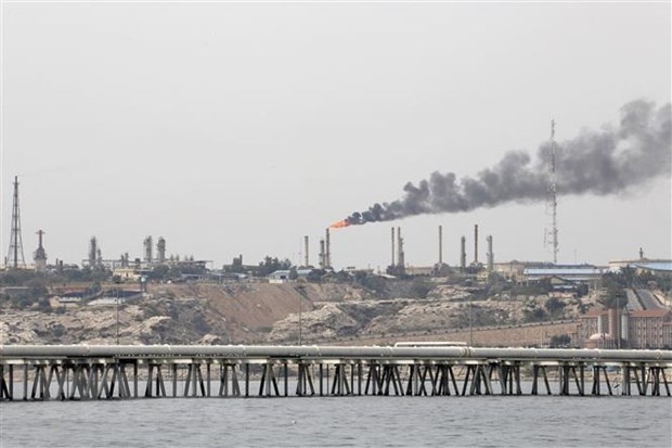 my ap dat trung phat moi nham han che iran xuat khau dau mo