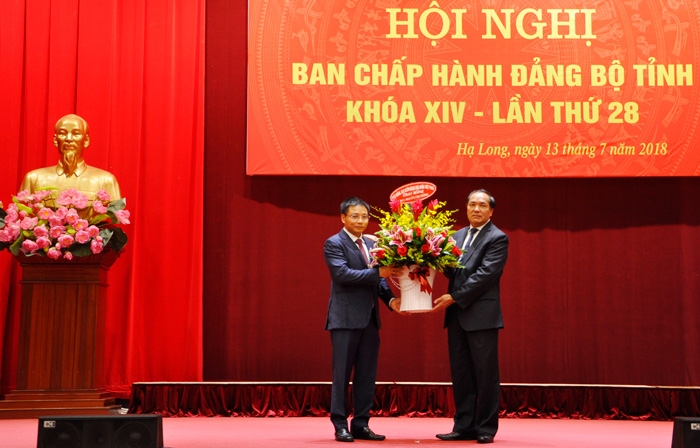 Chủ tịch VietinBank được bầu làm Phó Chủ tịch tỉnh Quảng Ninh Chủ tịch VietinBank được bầu làm Phó Chủ tịch tỉnh Quảng Ninh