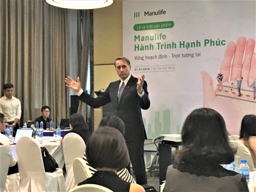 Manulife - Hành trình hạnh phúc: Tạo nền tảng tài chính cho khách hàng
