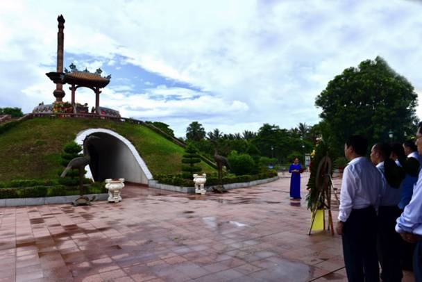 nganh ngan hang tri an cac anh hung liet sy 103726