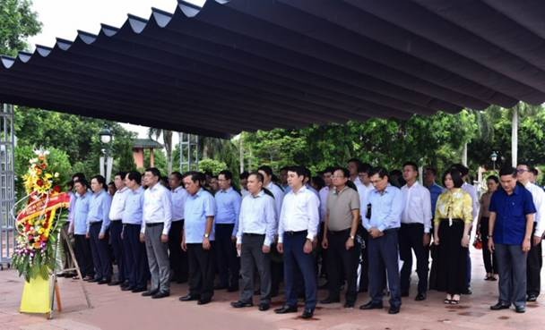 nganh ngan hang tri an cac anh hung liet sy 103726