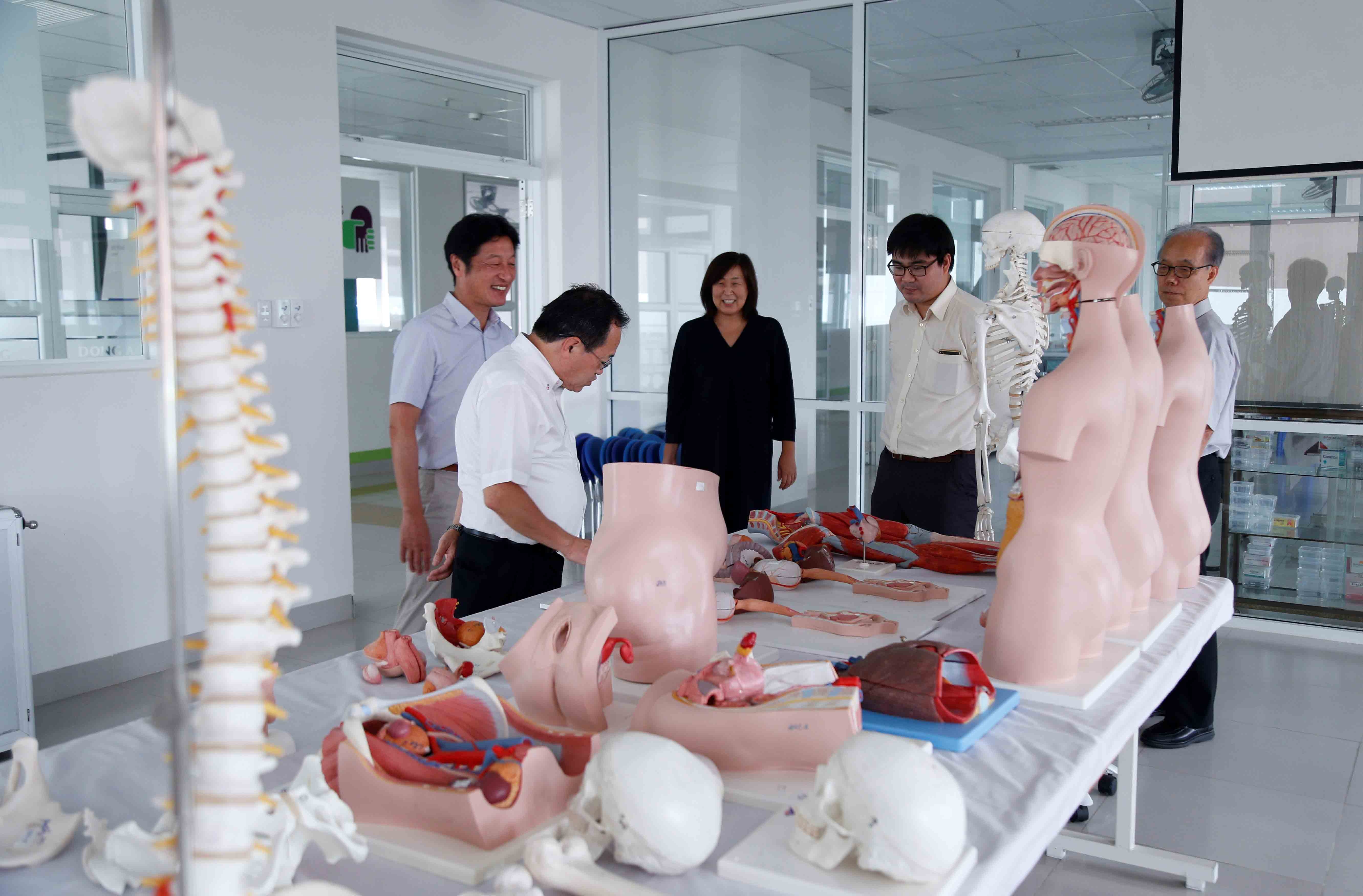 Đại học Đông Á hợp tác với Tập đoàn Y tế Kameda Đại học Đông Á hợp tác với Tập đoàn Y tế Kameda