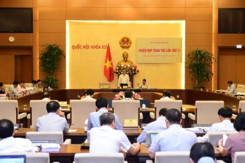 Đề xuất bỏ 12 ngành, nghề đầu tư kinh doanh có điều kiện Đề xuất bỏ 12 ngành, nghề đầu tư kinh doanh có điều kiện