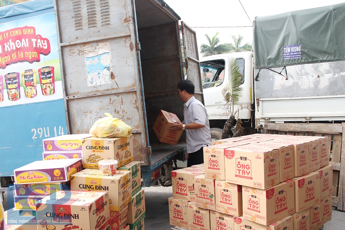 doanh nghiep hang thiet yeu muon gia han no