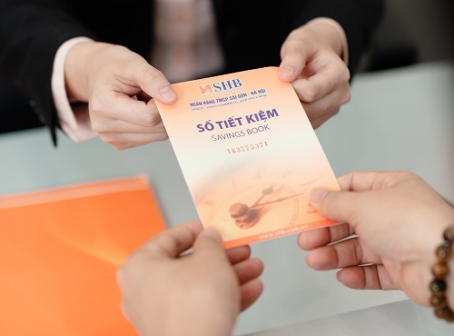 Trao an lộc - Phúc sum vầy