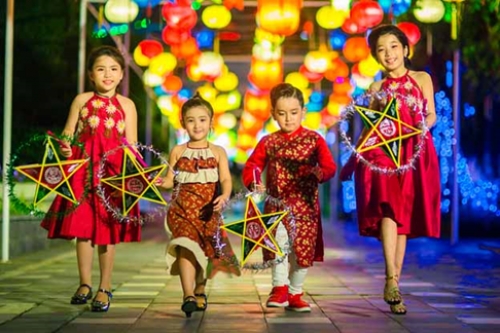 Đêm hội trăng rằm - sắc màu cổ tích