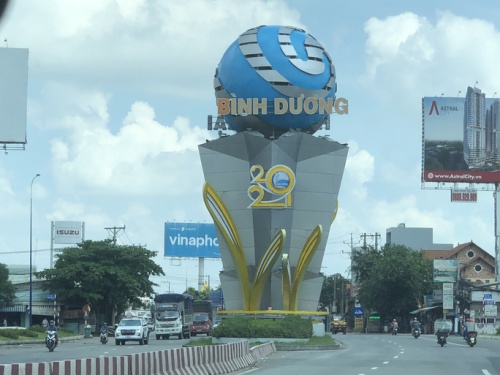 Bình Dương tiếp tục giãn cách "vùng đỏ" đến hết 15/9