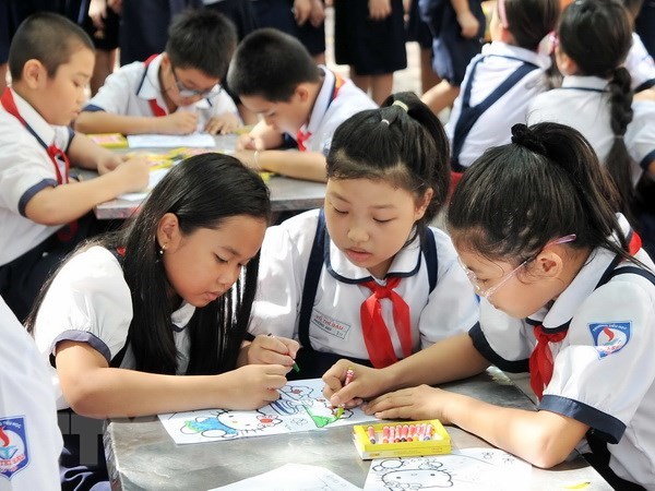 viet nam tang hai bac trong xep hang toan cau ve phat trien con nguoi