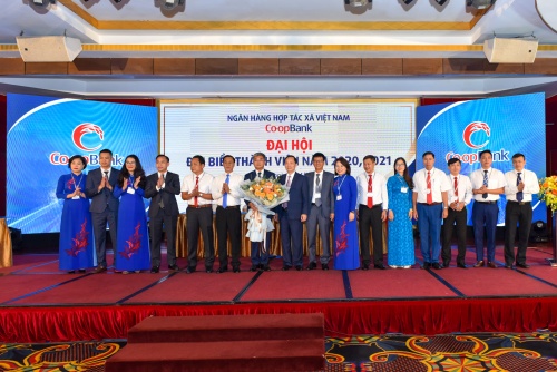 Ngân hàng Hợp tác xã Việt Nam: Vì sự phát triển bền vững hệ thống QTDND ngan hang hop tac xa viet nam vi su phat trien ben vung he thong qtdnd