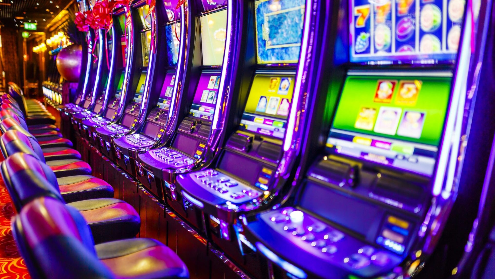 Đơn giản hóa điều kiện kinh doanh casino, chứng khoán, bảo hiểm