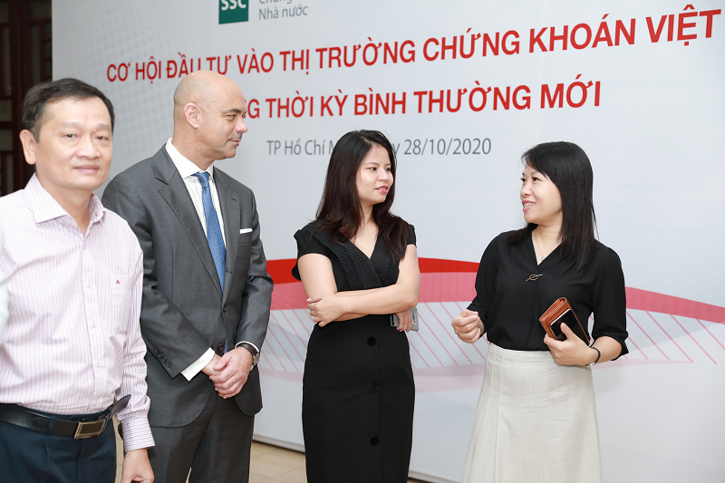 co hoi dau tu vao thi truong chung khoan trong thoi ky binh thuong moi