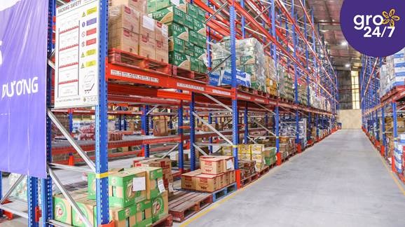 fm logistic van hanh trung tam phan phoi du an gro247 tai binh duong